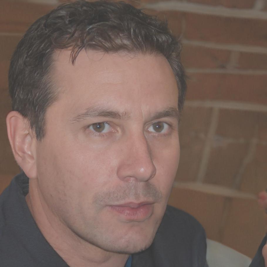 Porträt von Finanzexperte Henrik Wolters